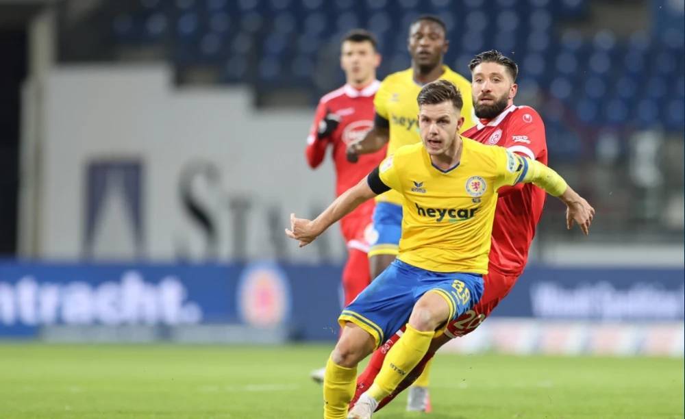 雷霆管理层 雷霆管理层