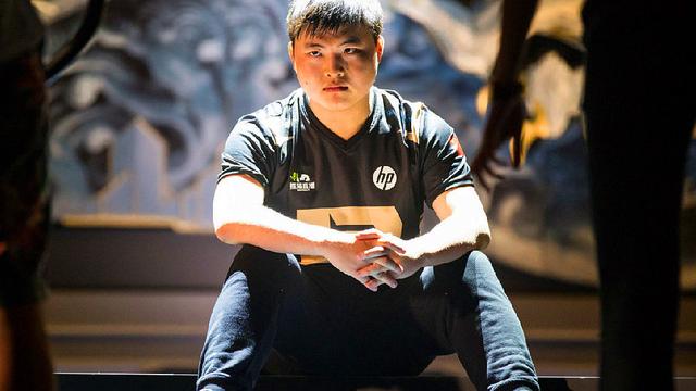 在现代足球 在现代足球