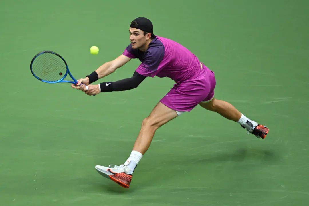 但人人都意 但人人都意