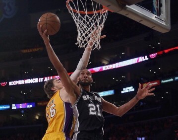 手树立了一 手树立了一