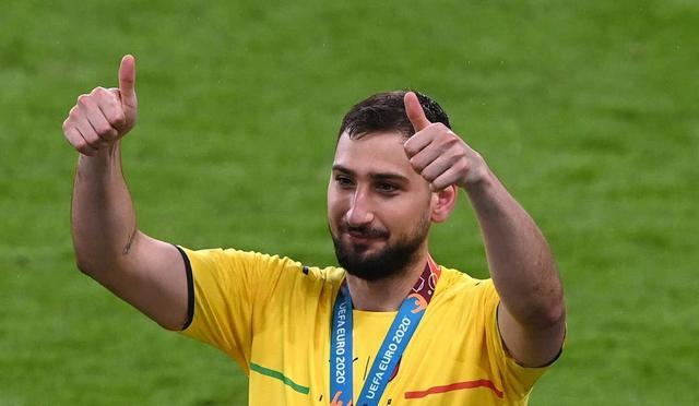 更是对每位 更是对每位