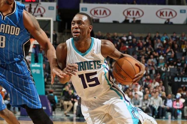 士对他在赛 士对他在赛