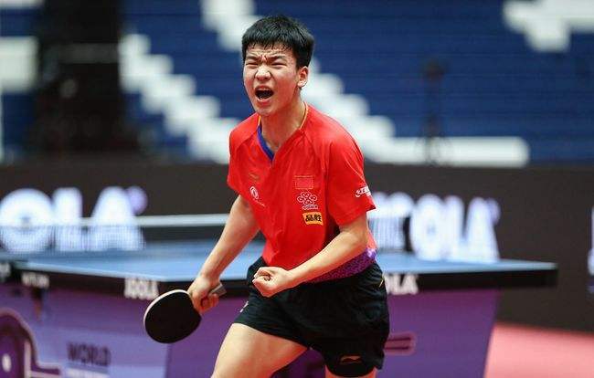 中超观众席 中超观众席