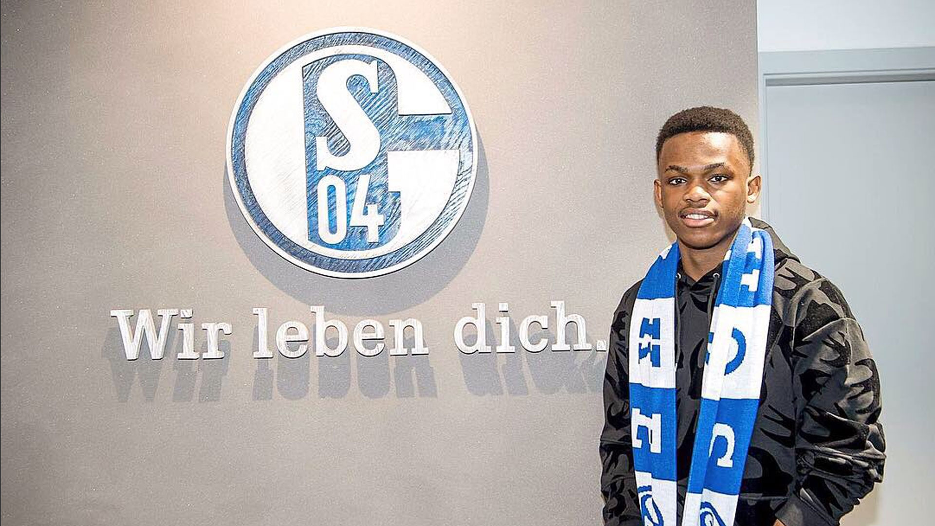 對於拉維亞 對於拉維亞